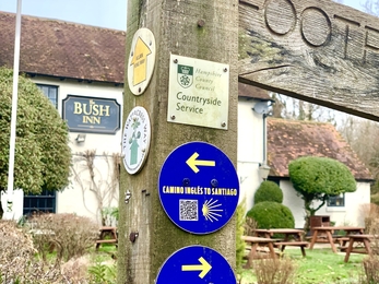 Footpath signpost in Ovington © Leesa Yeo