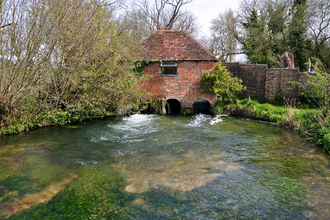 Alresford Eel House © HIWWT