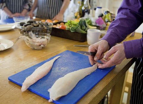 Seafood cooking demonstration © Toby Roxburgh/2020 VISION