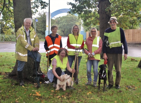Volunteers on the Wildflower Island Project